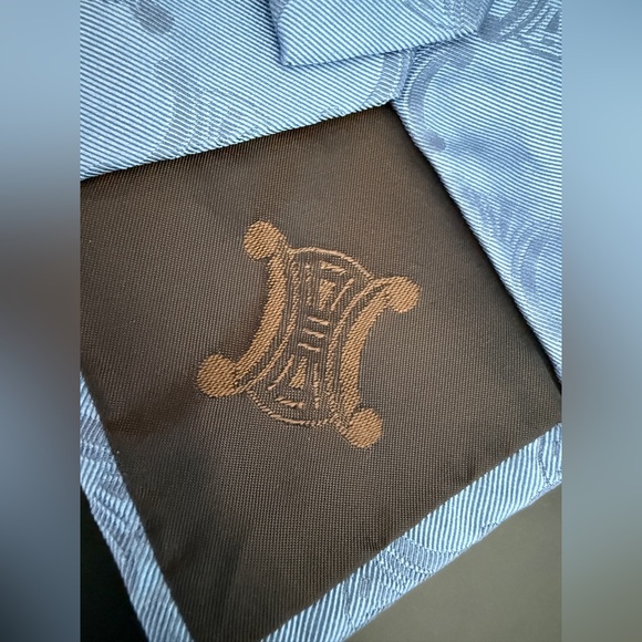 LOT 1711 Celine vintage tie 100% silk - Picture 8 of 9